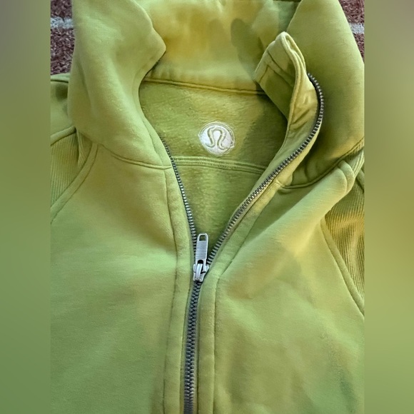 Lululemon Scuba Oversized Funnel Neck Half Zip
Wasabi size XS /S - Picture 7 of 9